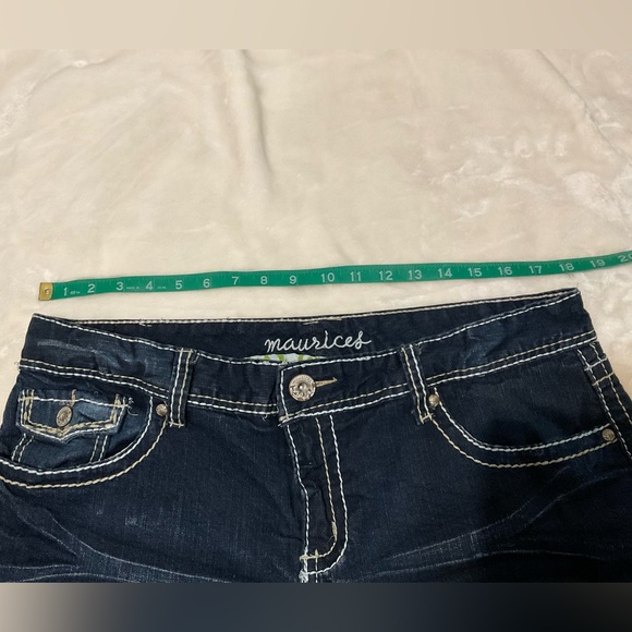 ✨3/$20✨ Maurices Dark Indigo Bermuda Cuffed Jean Shorts size 16 - Picture 5 of 6